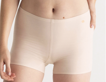 Load image into Gallery viewer, EB Mid-Rise Girlshort