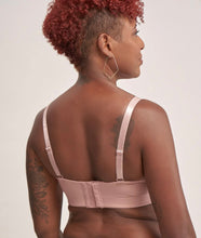 Load image into Gallery viewer, Trish Wireless T-Shirt Bralette AO-074