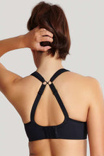 Load image into Gallery viewer, Wired 5021 Sports Bra