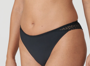 Montara Thong 0663380