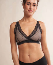 Load image into Gallery viewer, Susan Wireless Front Wrap Bralette AO-039
