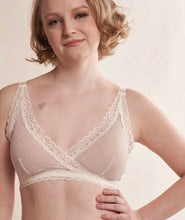 Load image into Gallery viewer, Susan Wireless Front Wrap Bralette AO-039
