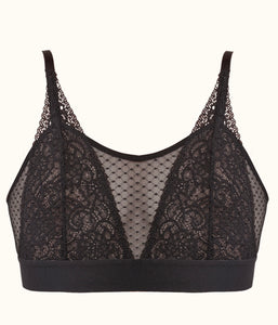 Maggie Wireless Lace Bralette AO-062 – The Full Cup